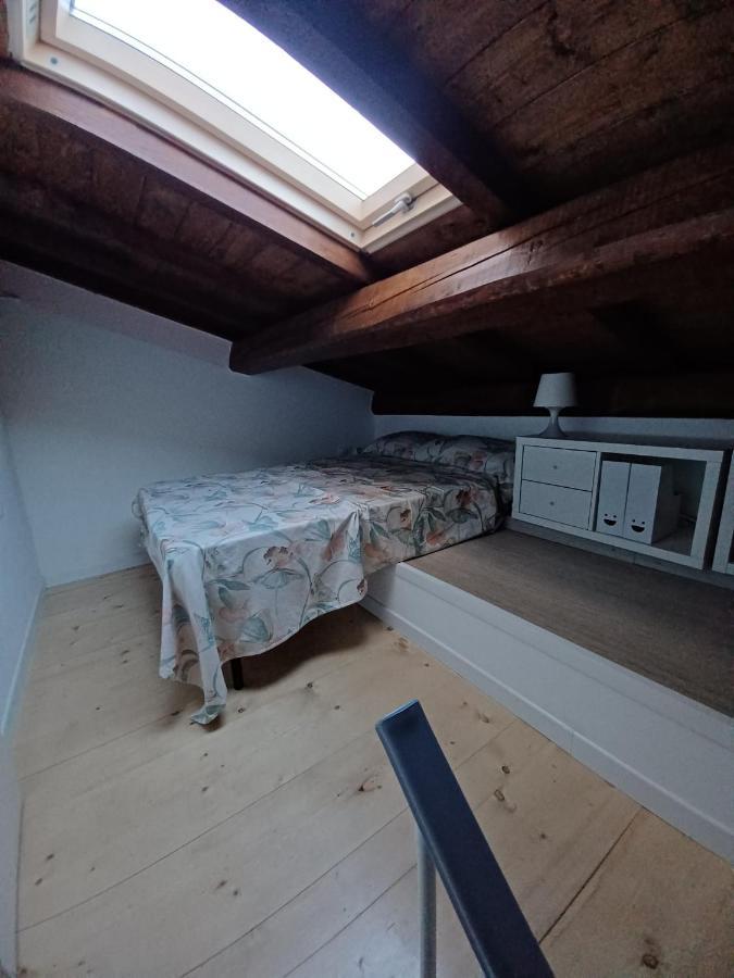 Casa Vacanze L'Acquerello Lari Екстериор снимка